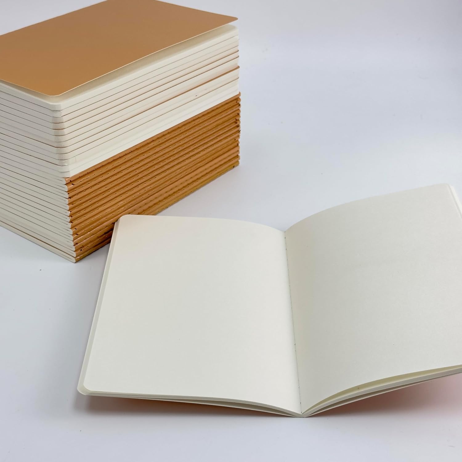 GIFTEXPREE Blank Journals Notebook Unlined, Bulk Kraft Sketchbooks, Ar –  GIFTEXPRESS