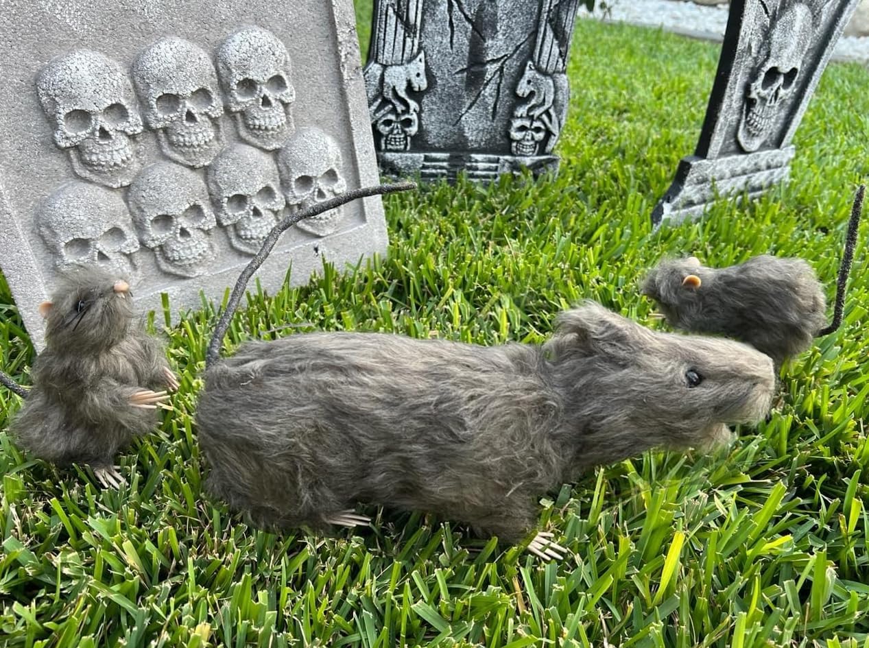 GIFTEXPRESS 3pcs 22” Realistic Fake Furry Rats for Halloween Indoor and Outdoor Decoration