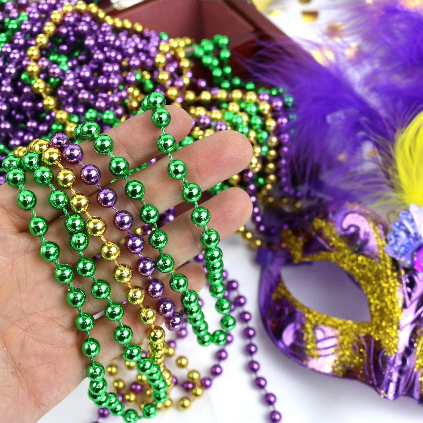 GIFTEXPRESS 12 cuentas de Mardi Gras doradas, verdes y moradas, collares multicolores de 33 pulgadas