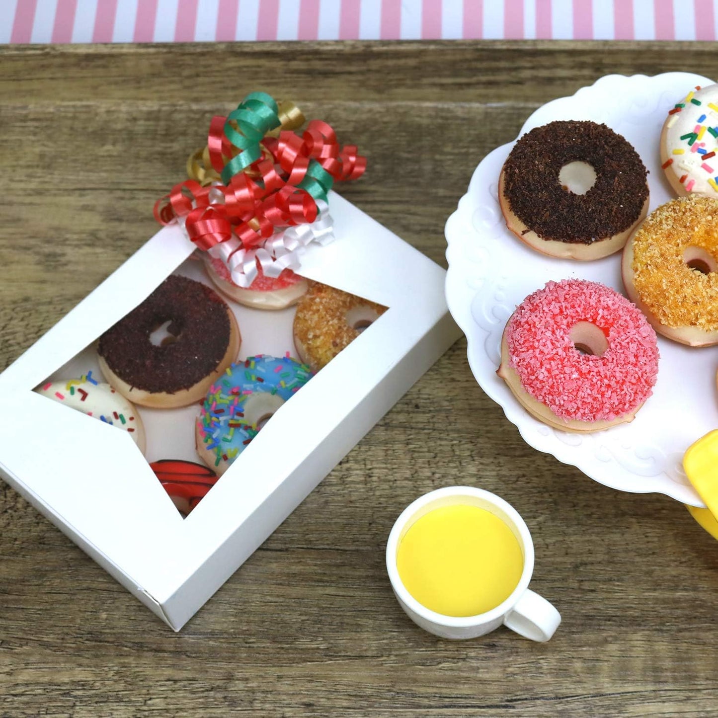 GIFTEXPRESS Donas de juguete artificiales realistas (paquete de 6)