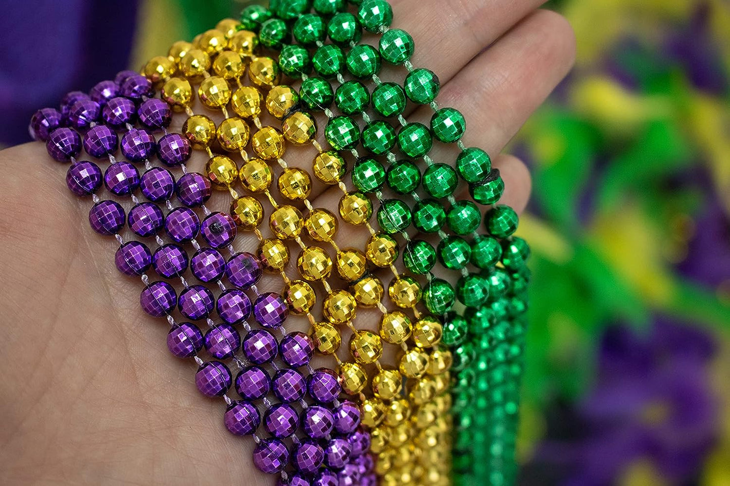 GIFTEXPRESS 12 piezas 33" bola de discoteca púrpura oro verde Mardi Gras collares de cuentas 
