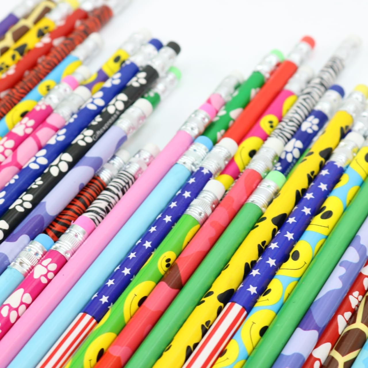 GIFTEXPRESS 48 lápices surtidos para niños, colorido surtido de lápices de madera con borrador para suministros escolares, premio de aula 