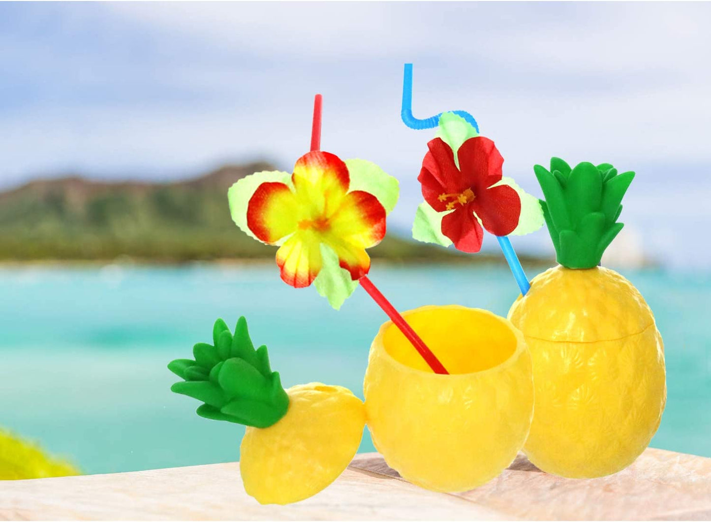 GIFTEXPRESS Plastic Pineapple Cups with Straws